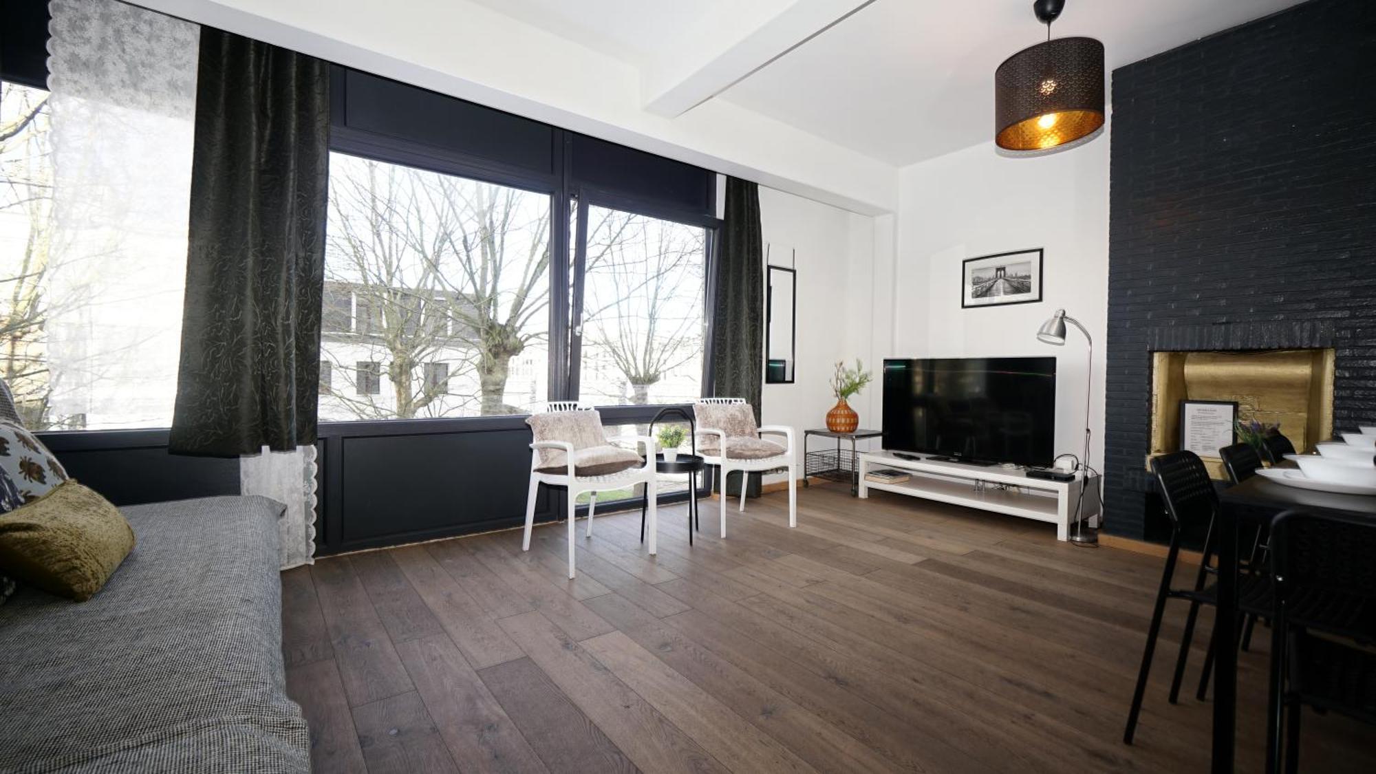 Brial Apartment 2 Bedrooms, แอนต์เวิร์ป ภายนอก รูปภาพ