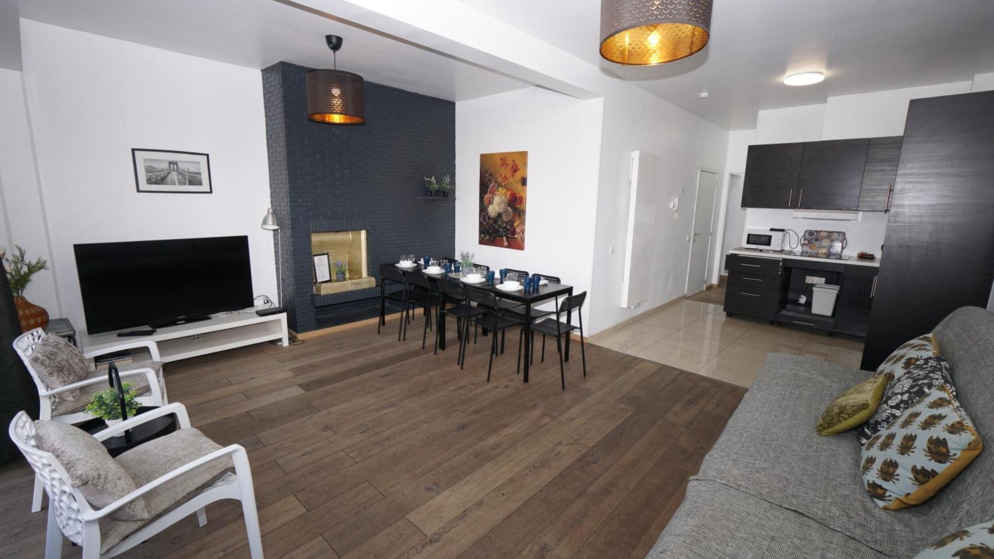 Brial Apartment 2 Bedrooms, แอนต์เวิร์ป ภายนอก รูปภาพ