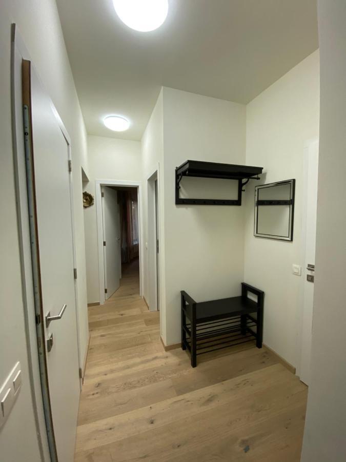 Brial Apartment 2 Bedrooms, แอนต์เวิร์ป ภายนอก รูปภาพ